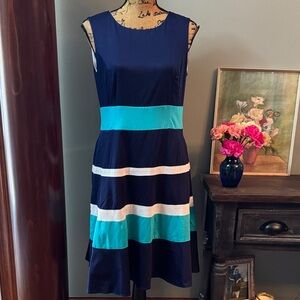 Anne Klein Navy and Teal Colorblock Midi Dress. Size 8.